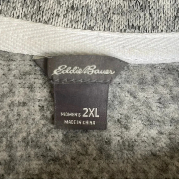 Eddie Bauer Women’s Radiator 2.0 Quarter Snap Pullover - Picture 4 of 5